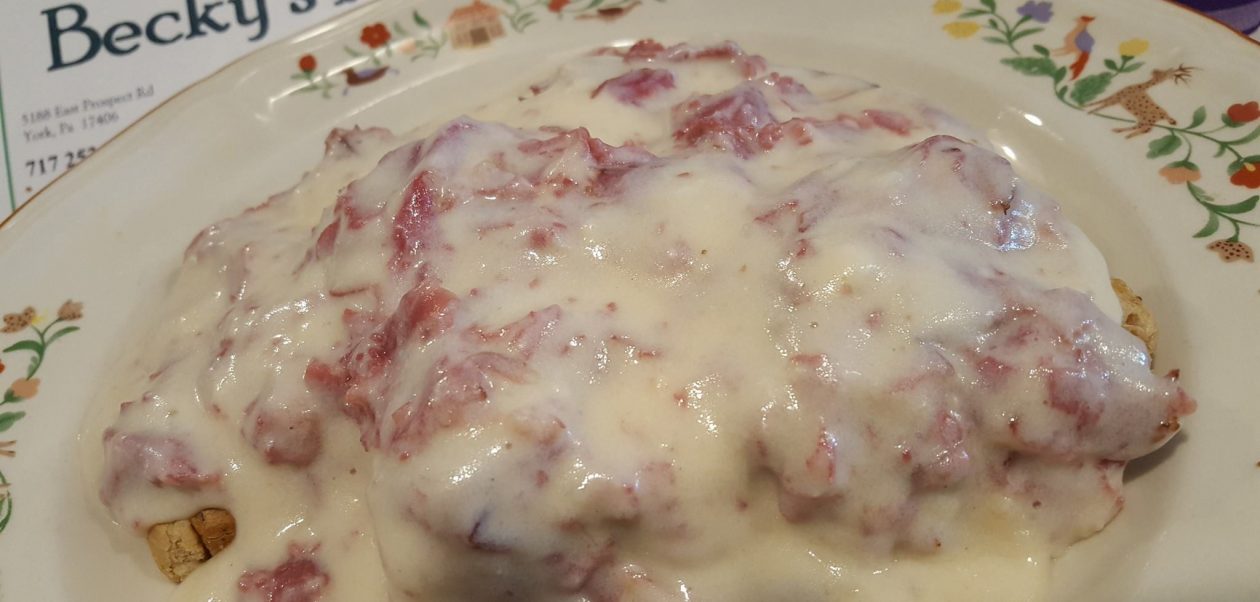 photo of creamed chipped beef on toast